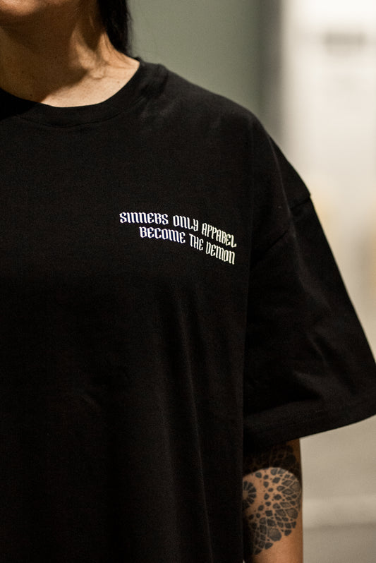 REIGN IN HELL OVERSIZED TEE