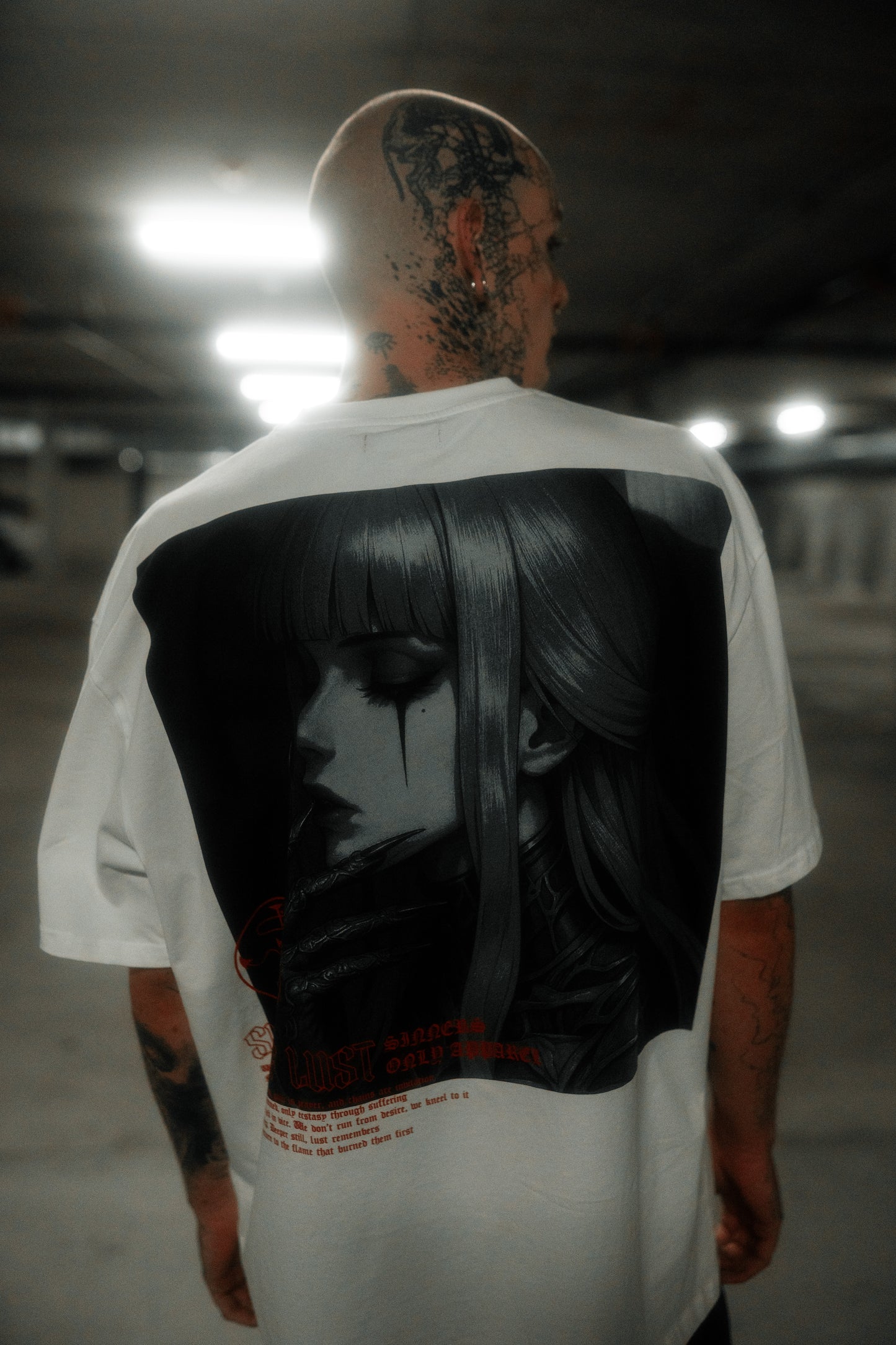 SILKEN AGONY OVERSIZED TEE