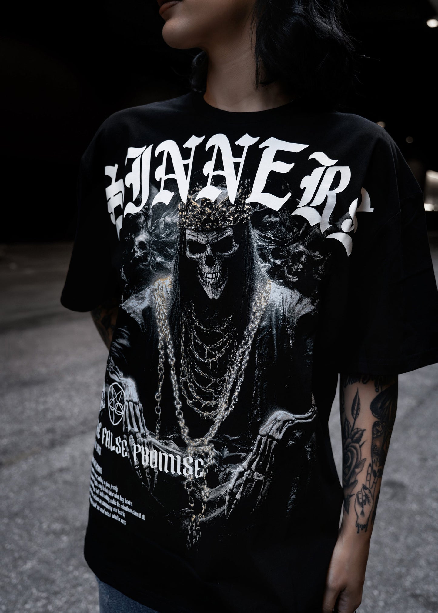 THE FALSE PROMISE OVERSIZED TEE