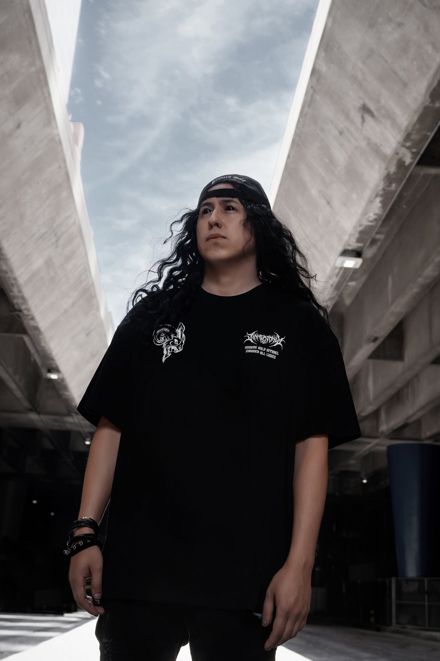 CROWNED SIN OVERSIZED TEE