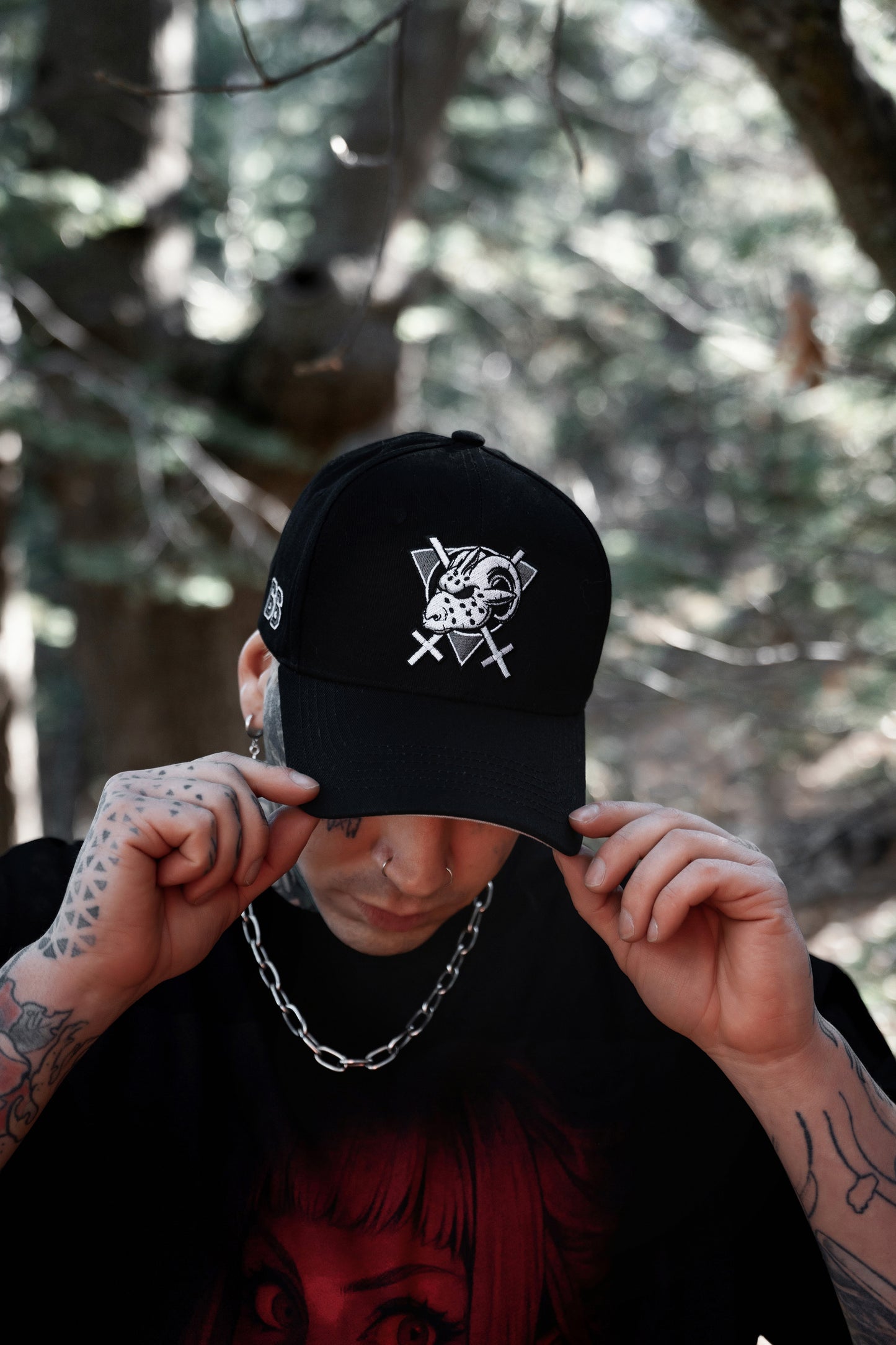 MIGHTY SINNERS STRAPBACK HAT