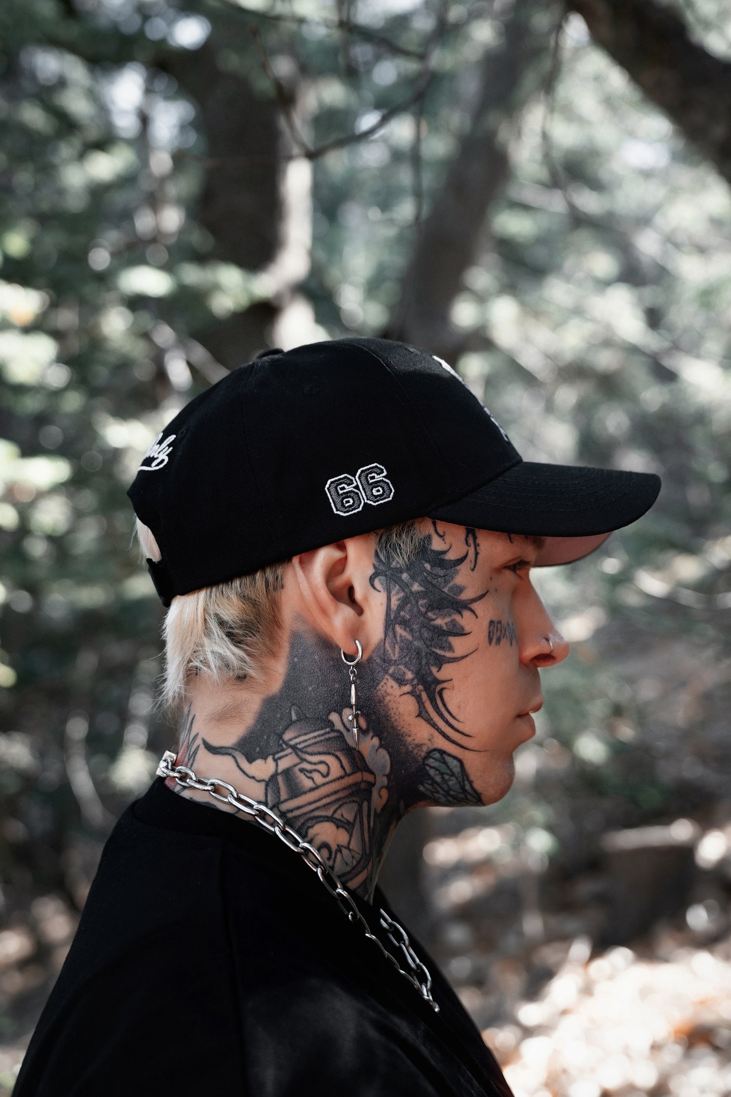 MIGHTY SINNERS STRAPBACK HAT