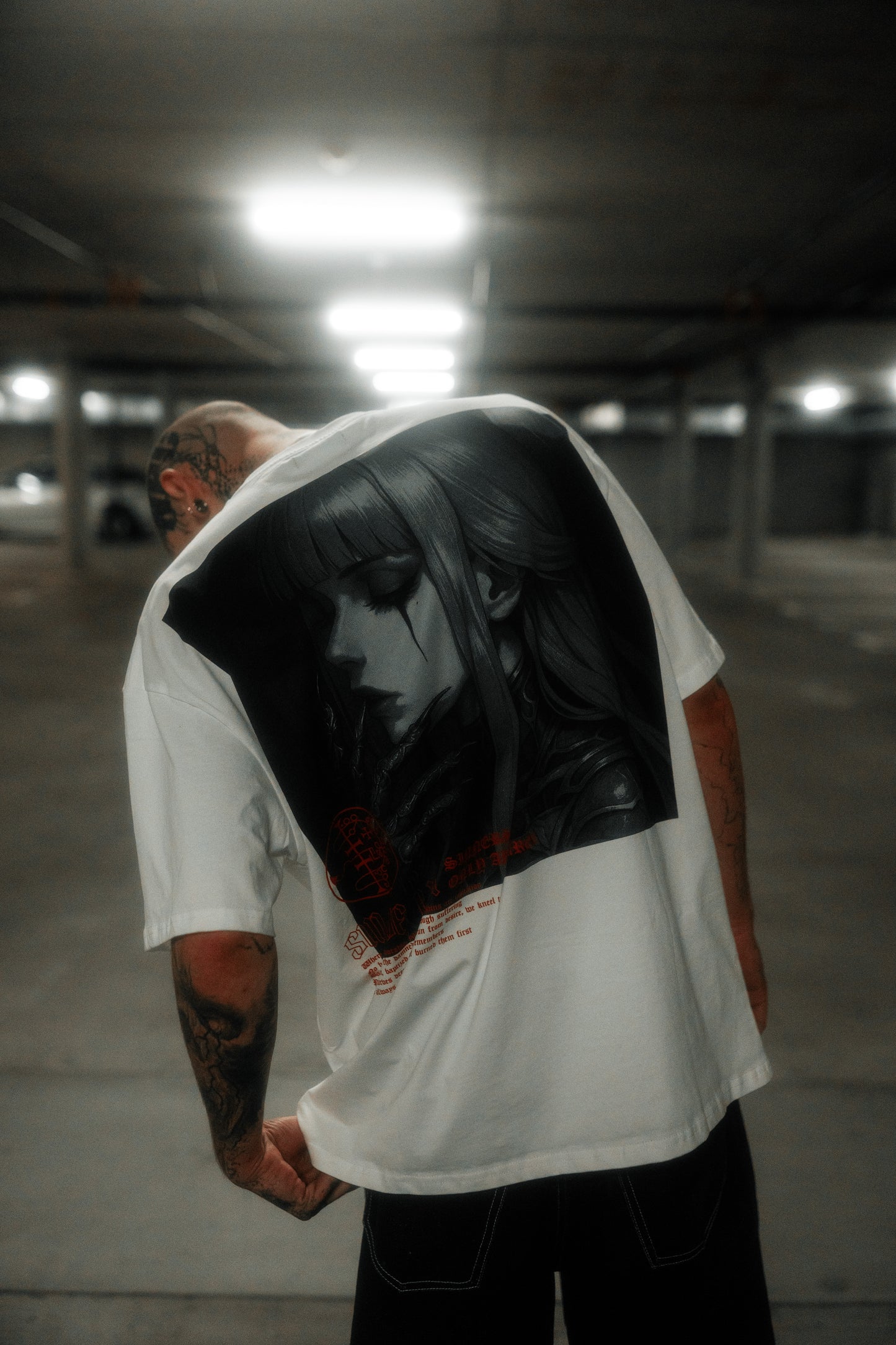 SILKEN AGONY OVERSIZED TEE