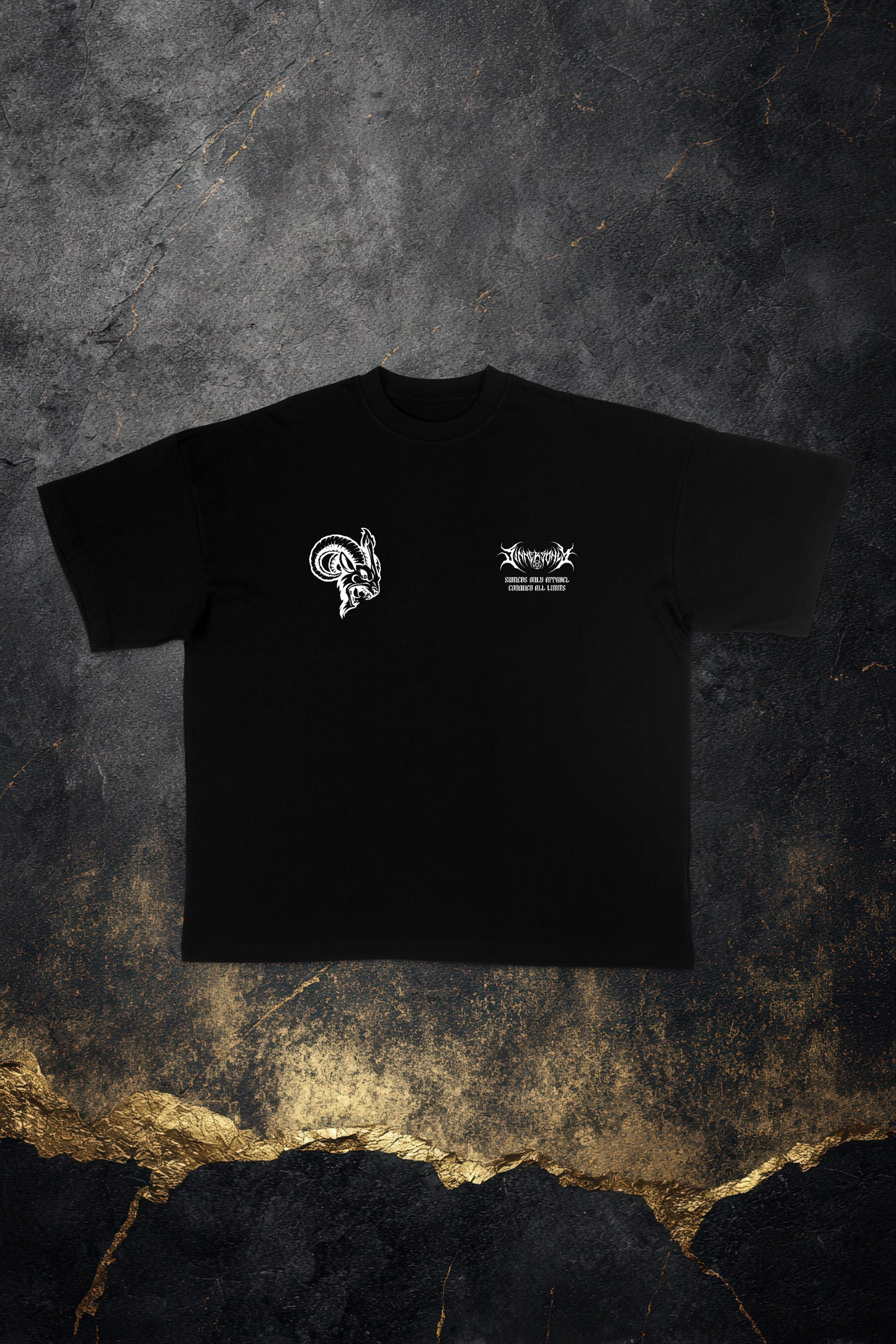 CROWNED SIN OVERSIZED TEE