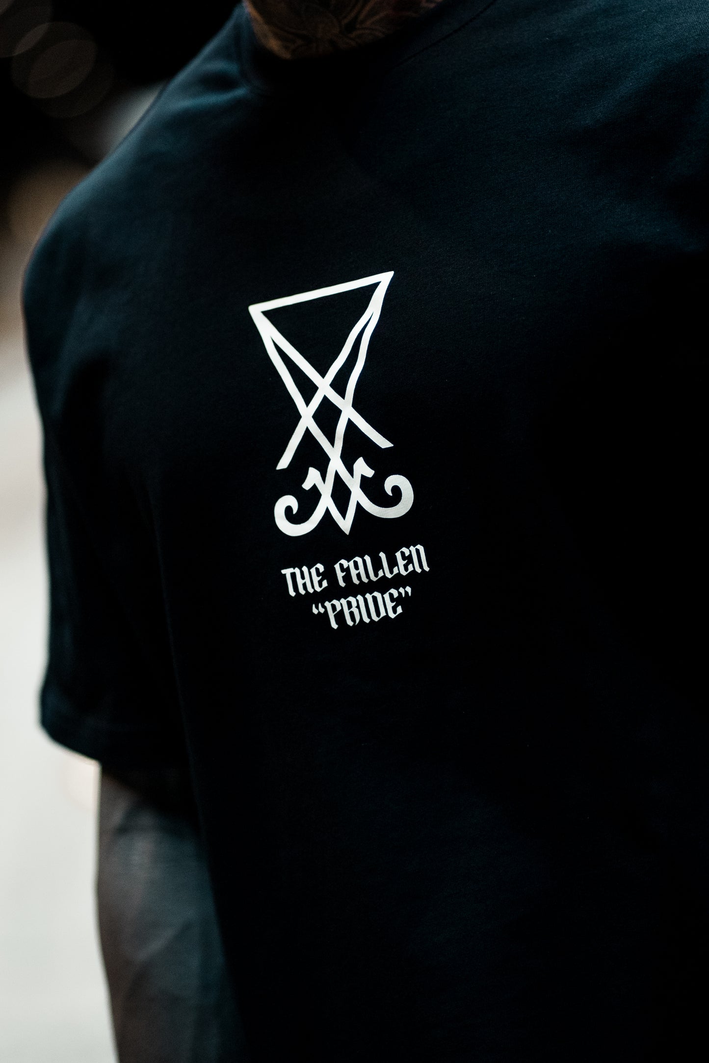 THE FALLEN OVERSIZED TEE