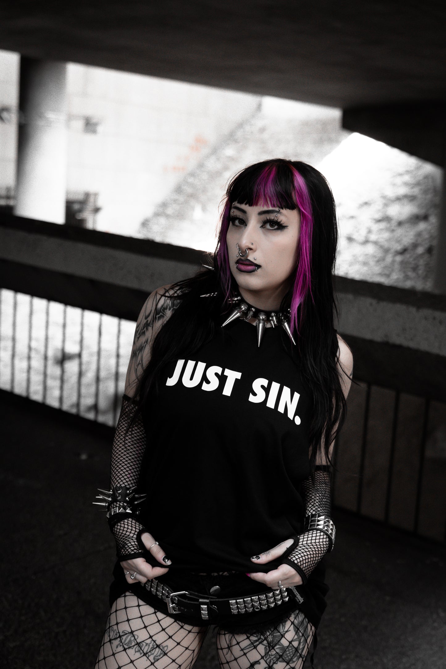JUST SIN STANDARD TEE