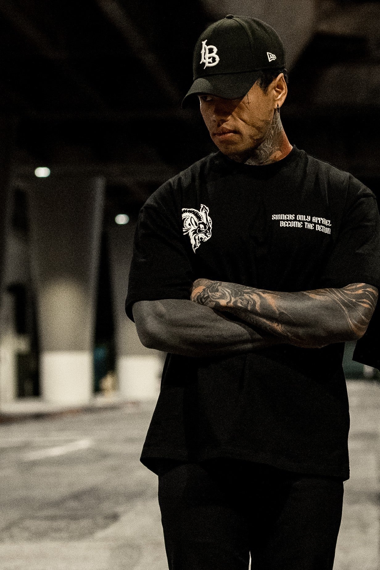 REIGN IN HELL OVERSIZED TEE