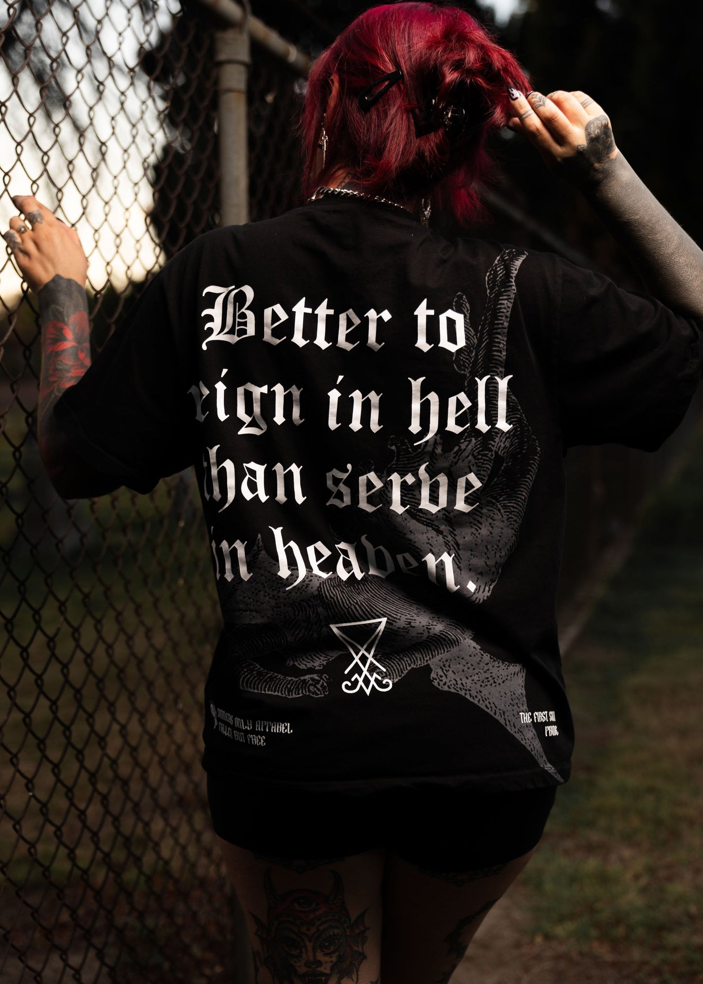 REIGN IN HELL OVERSIZED TEE