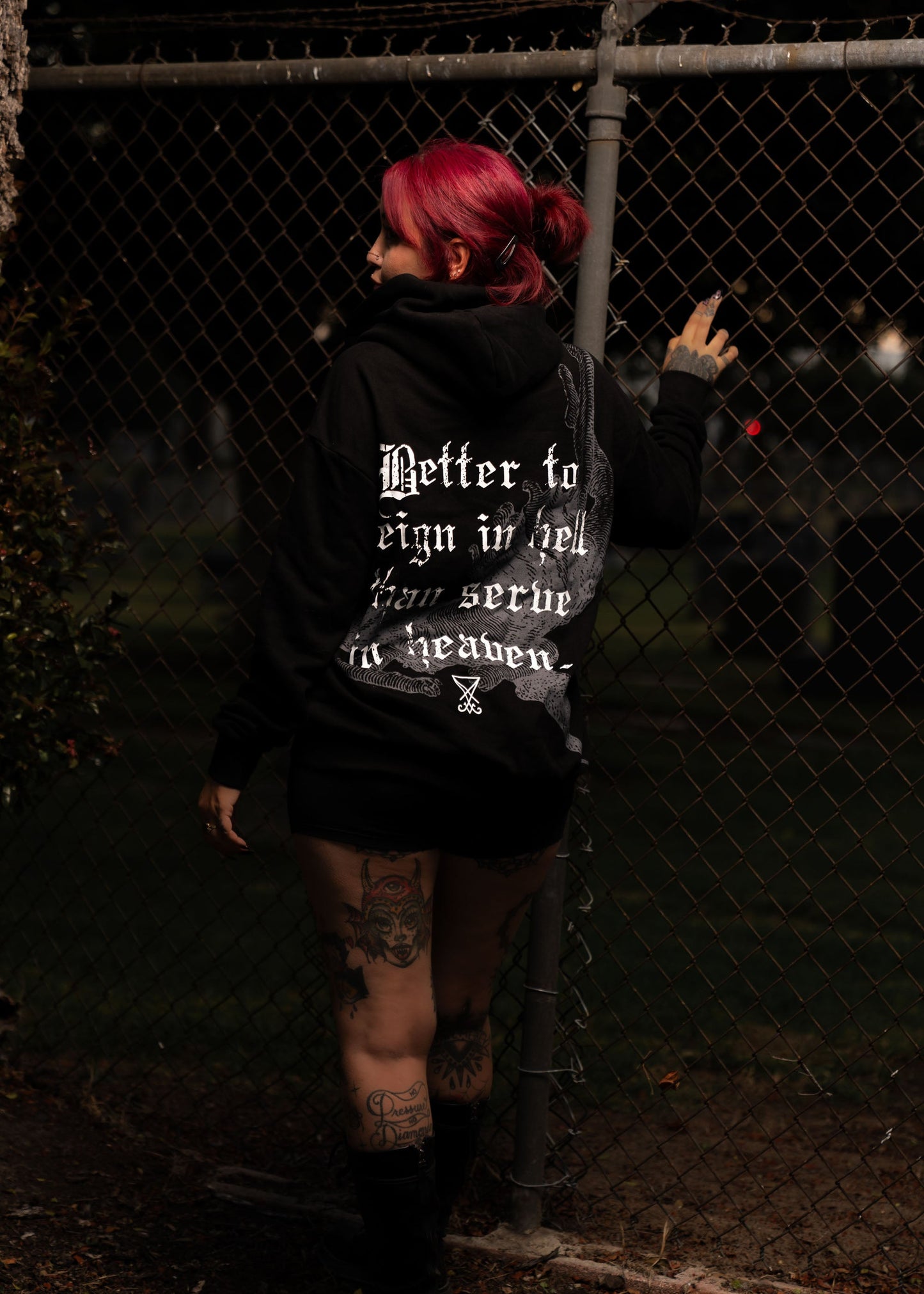 REIGN IN HELL PULLOVER HOODIE