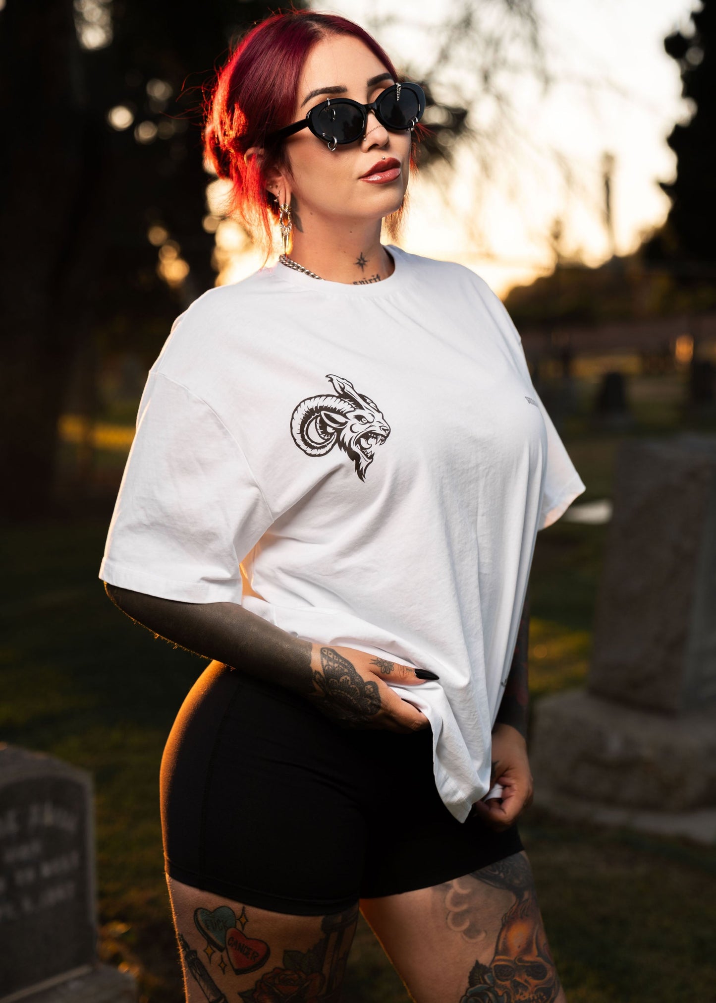 REIGN IN HELL WHITE OVERSIZED TEE