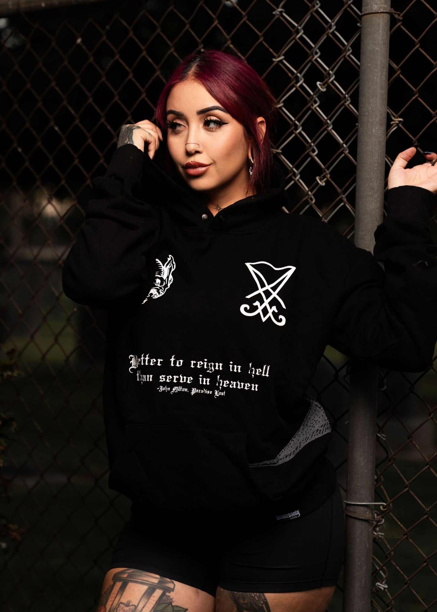 REIGN IN HELL PULLOVER HOODIE